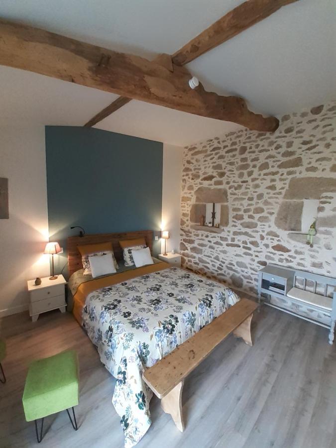 Les Chambres Du Couraud Saint-Aubin-des-Ormeaux Екстериор снимка