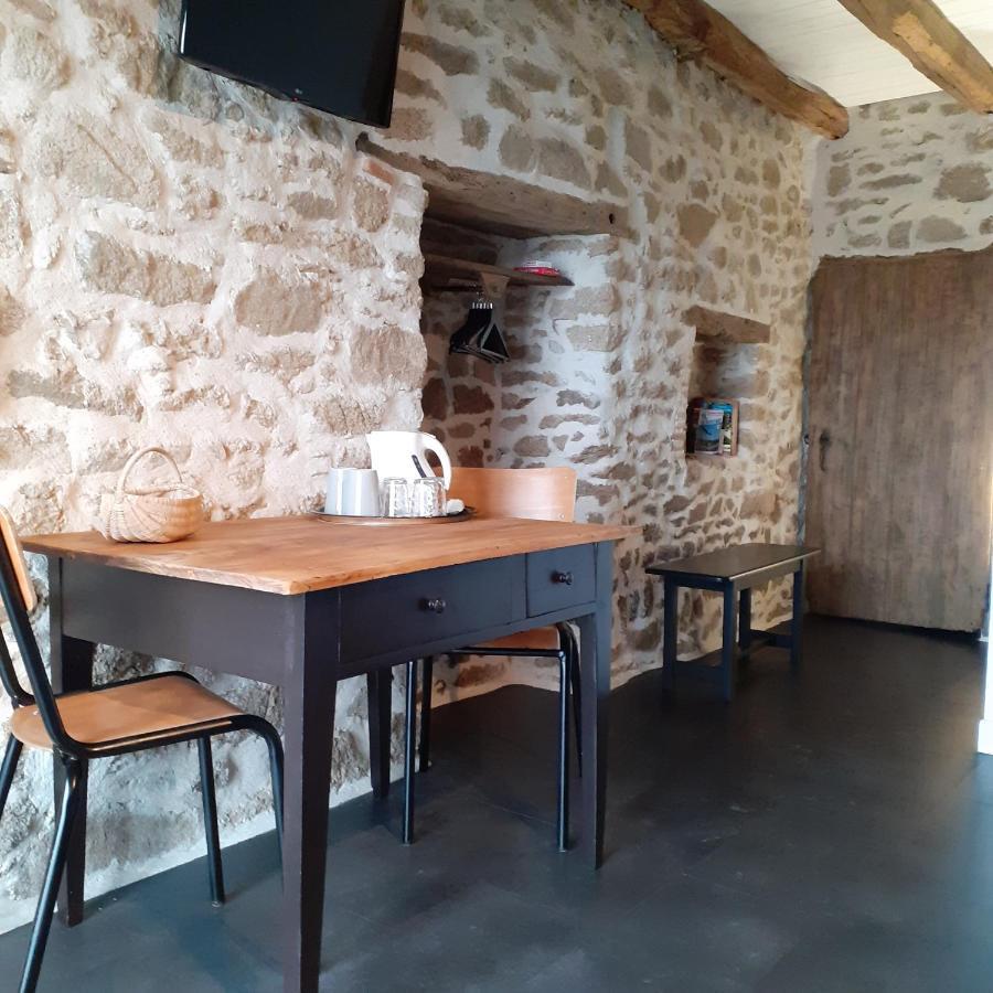 Les Chambres Du Couraud Saint-Aubin-des-Ormeaux Екстериор снимка