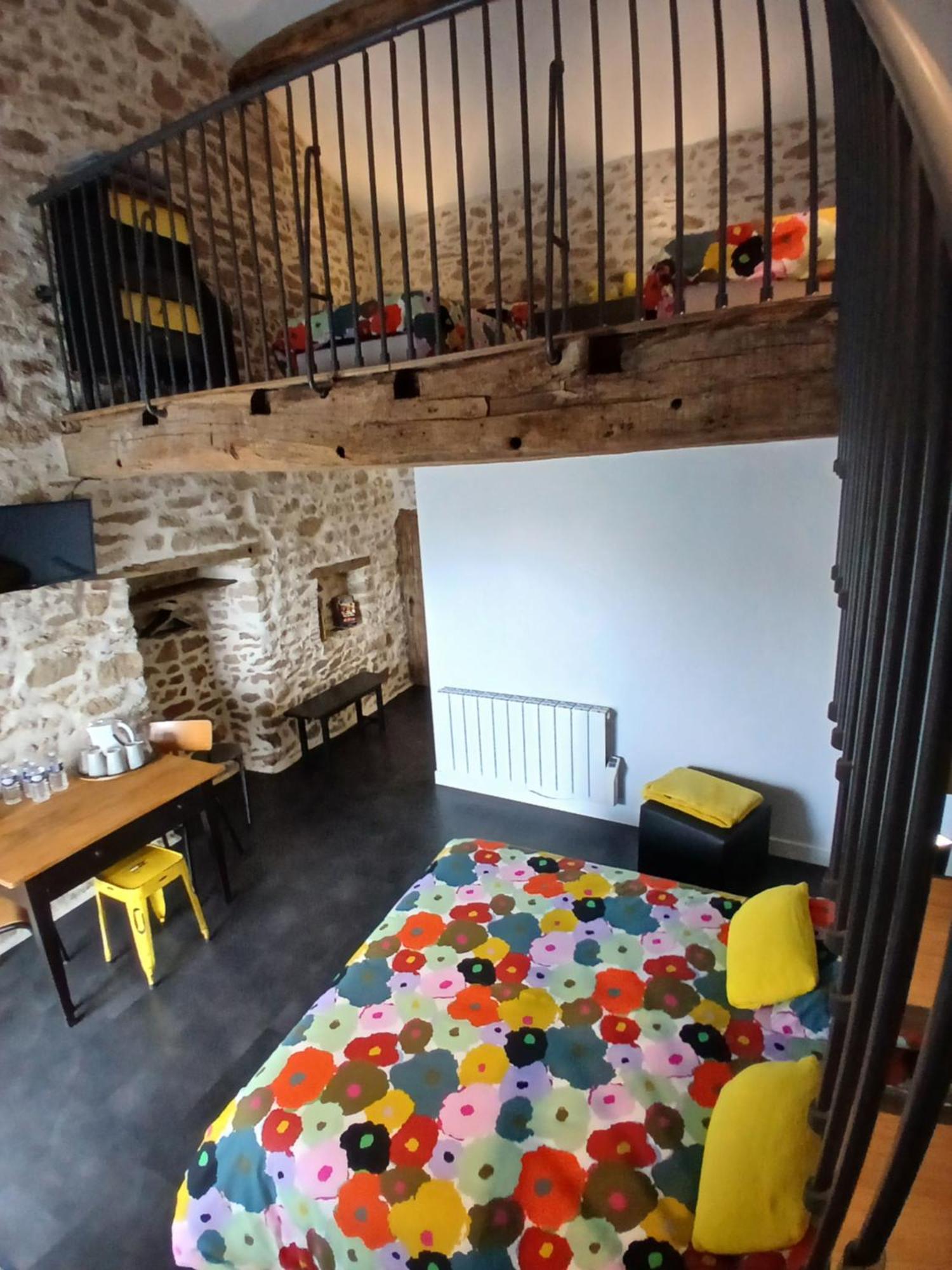 Les Chambres Du Couraud Saint-Aubin-des-Ormeaux Екстериор снимка