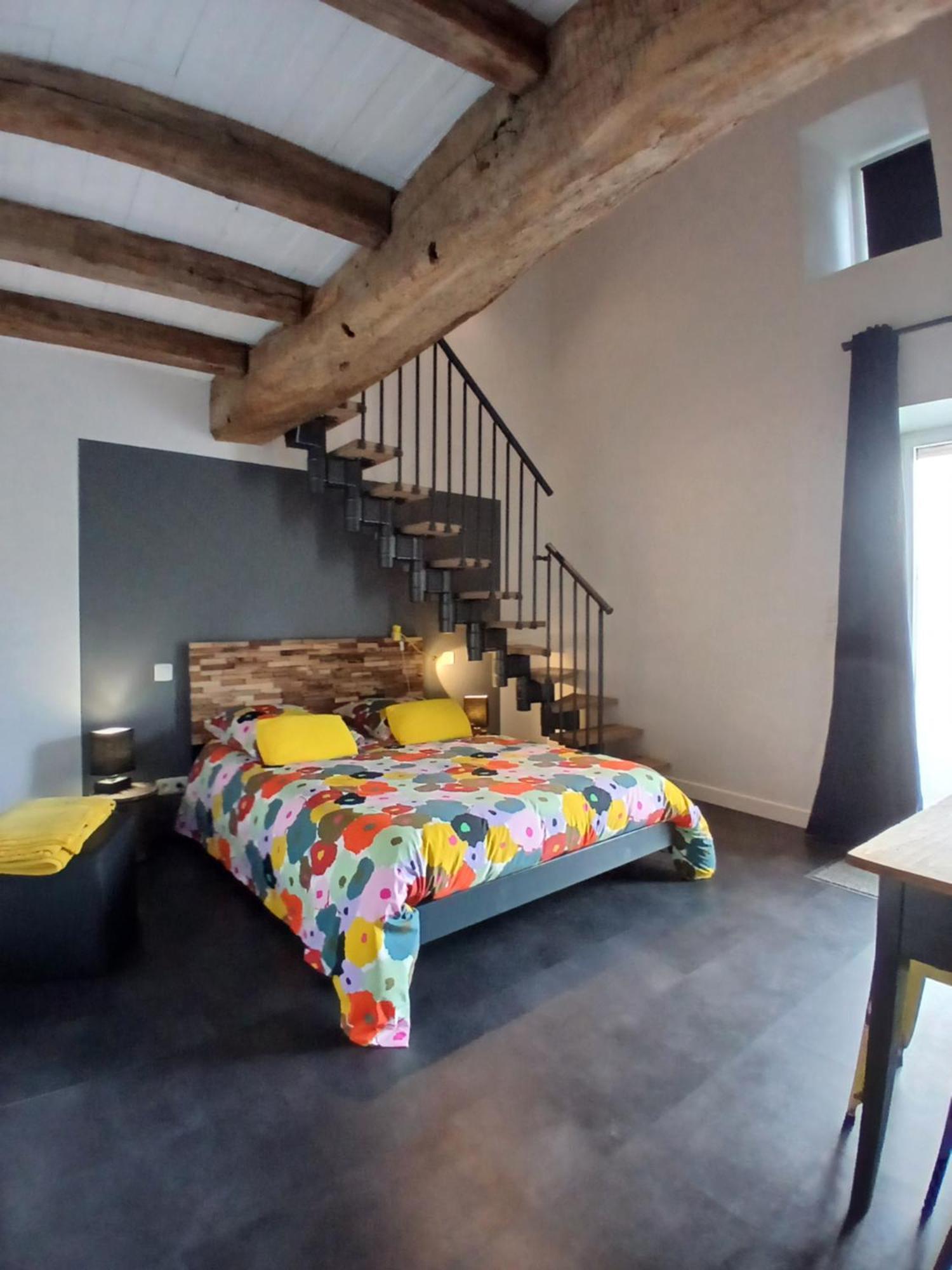 Les Chambres Du Couraud Saint-Aubin-des-Ormeaux Екстериор снимка